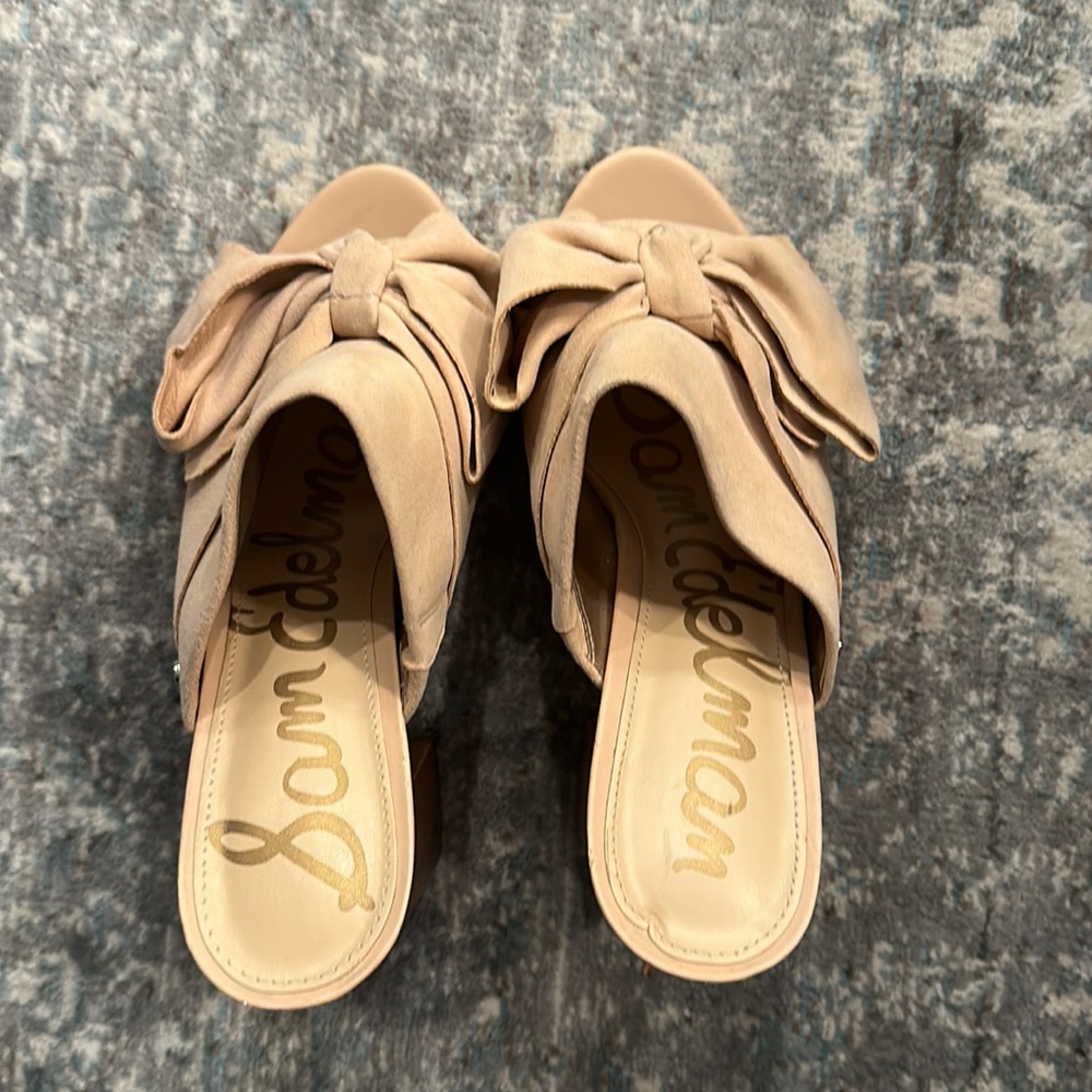 Sam Edelman Peep Toe heel 4.5in heel